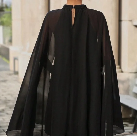 New NWT Halston Heritage Dress Elegant and sassy and covers your arms Size M/L